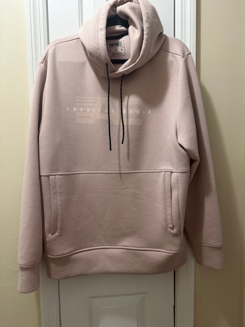 American Eagle Light Blush Hooded Pullover